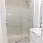 Bright, Large Balcony, Free Parking Appartamento *